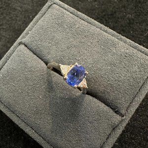 1.92ct Cornflowe Sri Lanka Sapphire with 0.4ct diamond size 6 ring GIA report